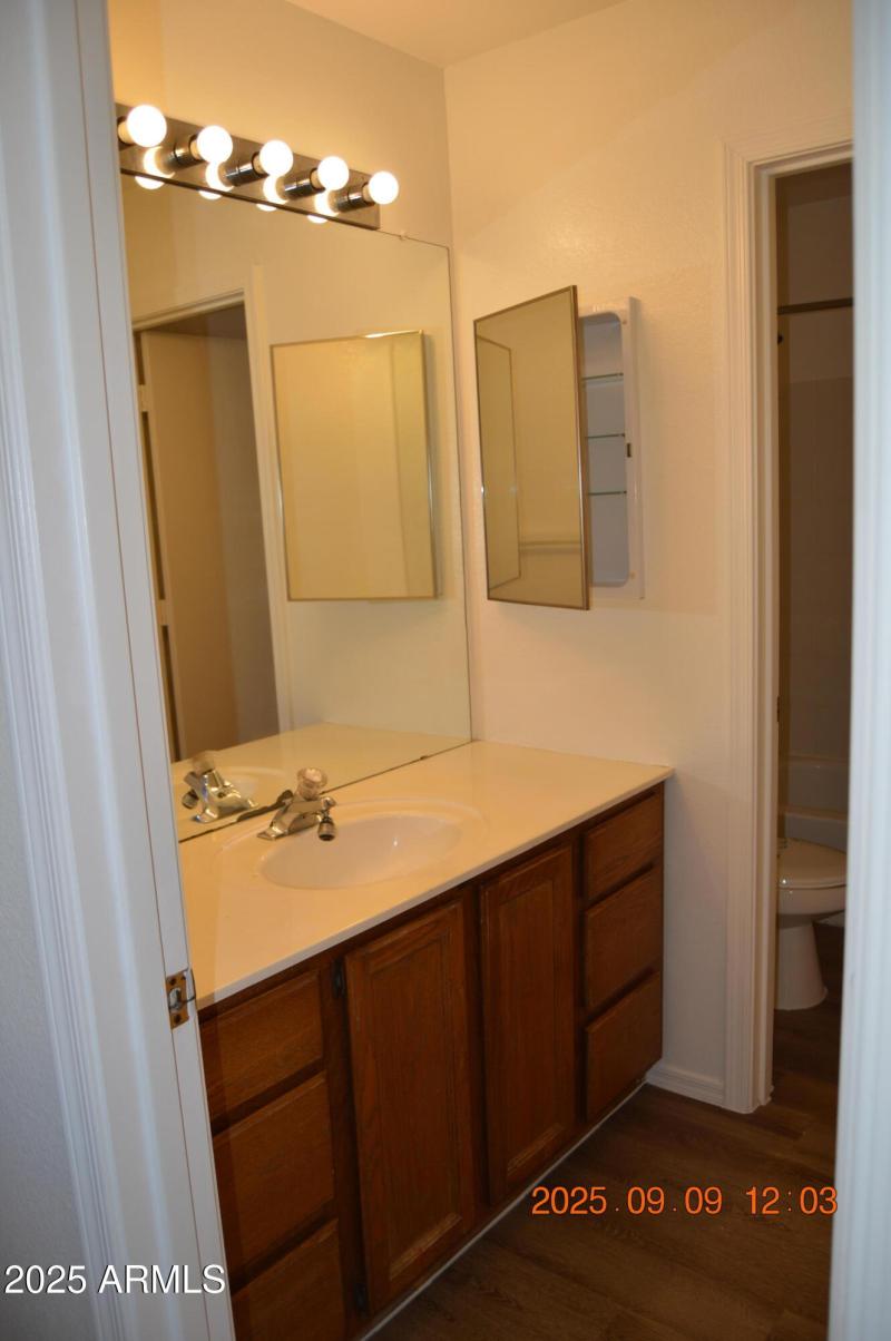 Upstairs hall bathroom