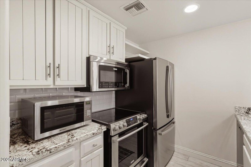 Stainless appliances