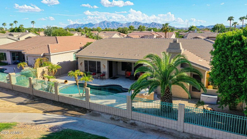 Pretty is as pretty does