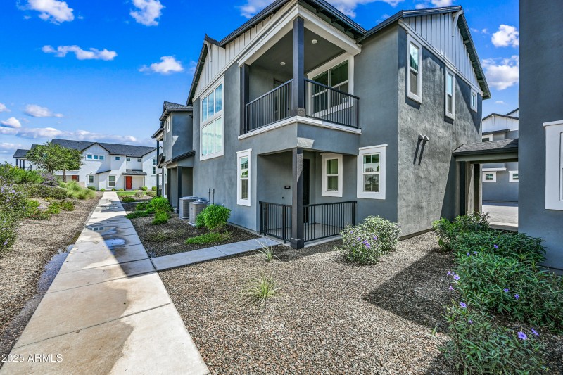 2-11300NCDD1061-ocupix