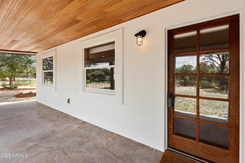 06-Front Patio