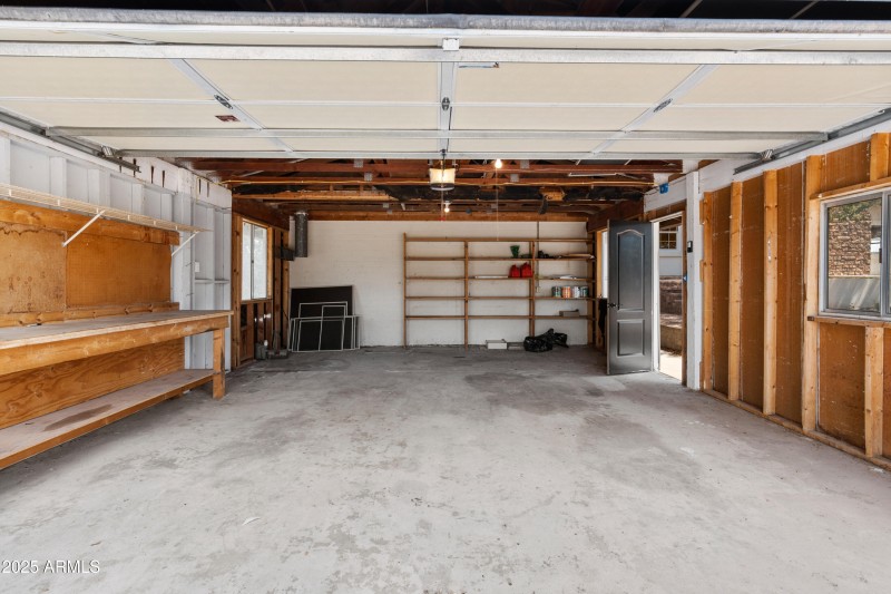 34-Garage