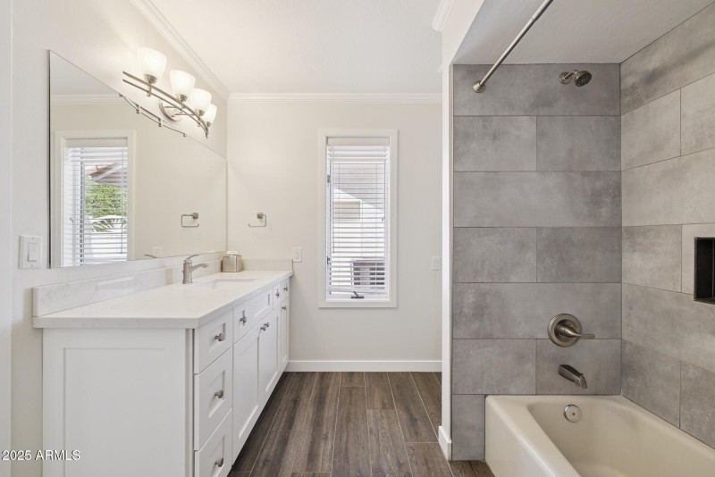 En Suite #5