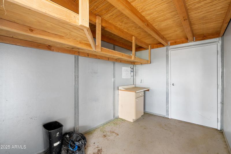 39-Barn Room 2