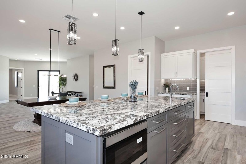 Kitchen-Island