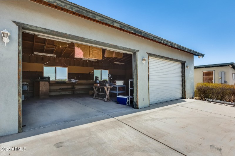 Detached 3 car garage