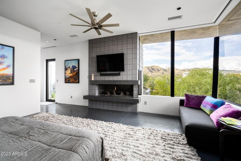 Primary Suite #1