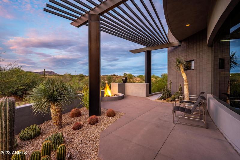 Patio with fire pit
