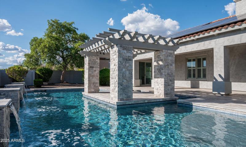 Unique Pool