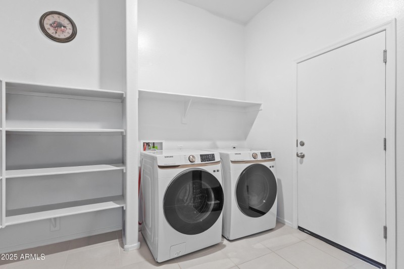 Laundry & Pantry