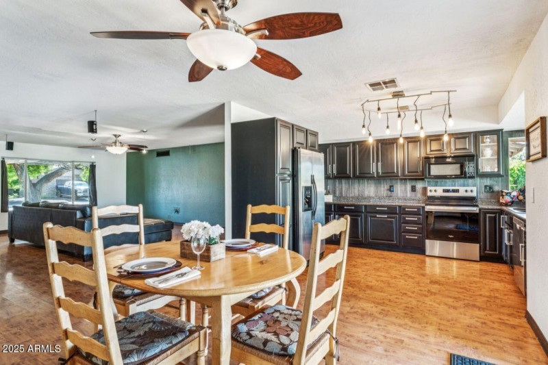 Dining - Kitchen