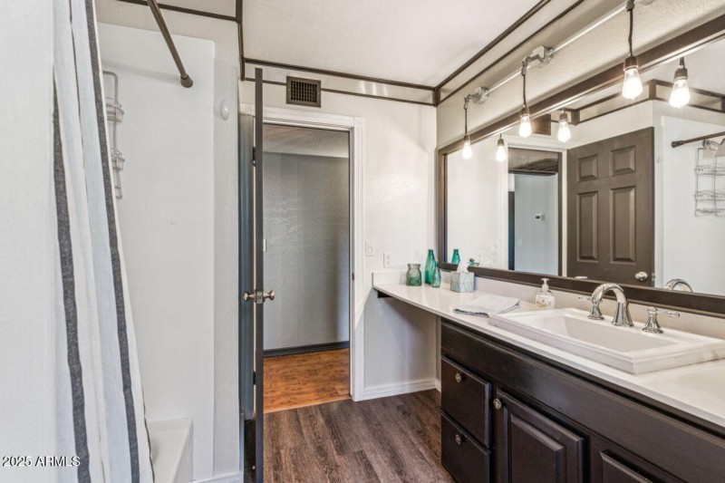 Hall Bath - View 2