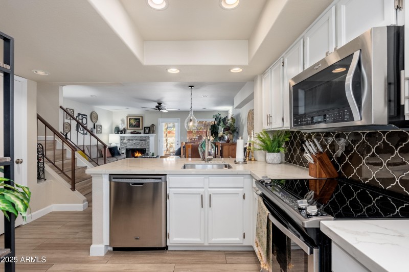 815 E Grovers Ave UNIT 55 - 09