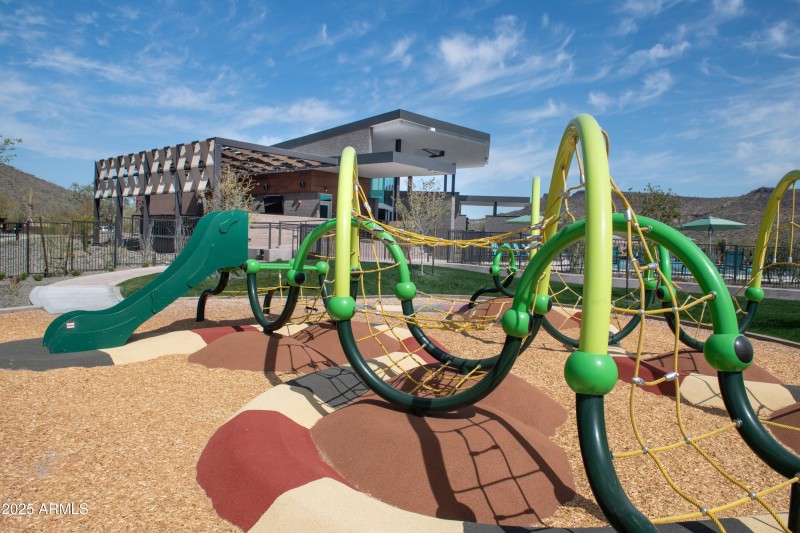 MysticClubhouse_MSP4148