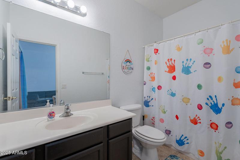 Casita bathroom