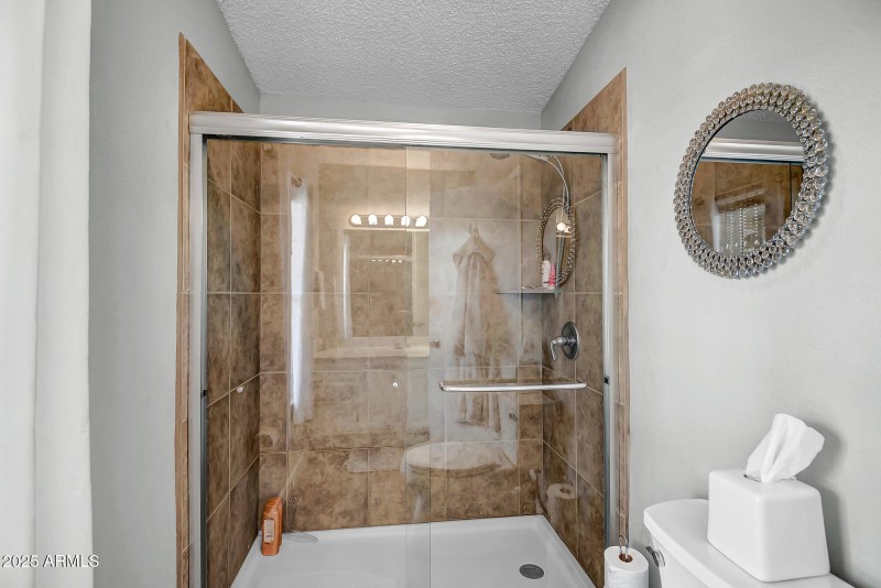 Primary Walk-in-shower