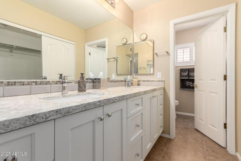 Ensuite