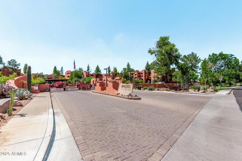 28 Paradise Village