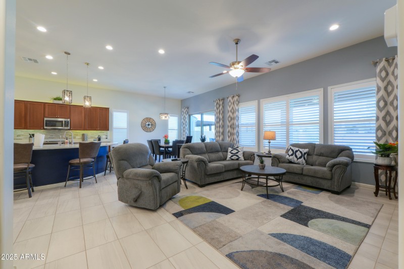 Plantation shutters