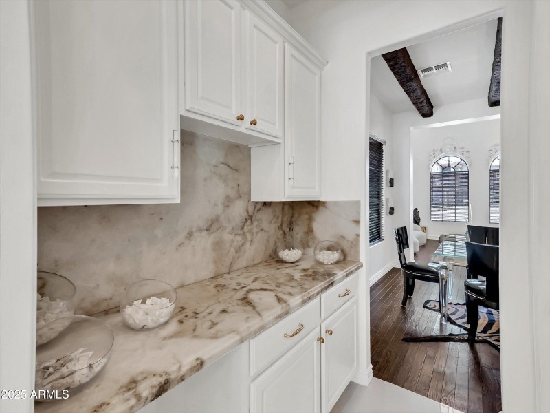 041-5016 E Lucia Drive-41