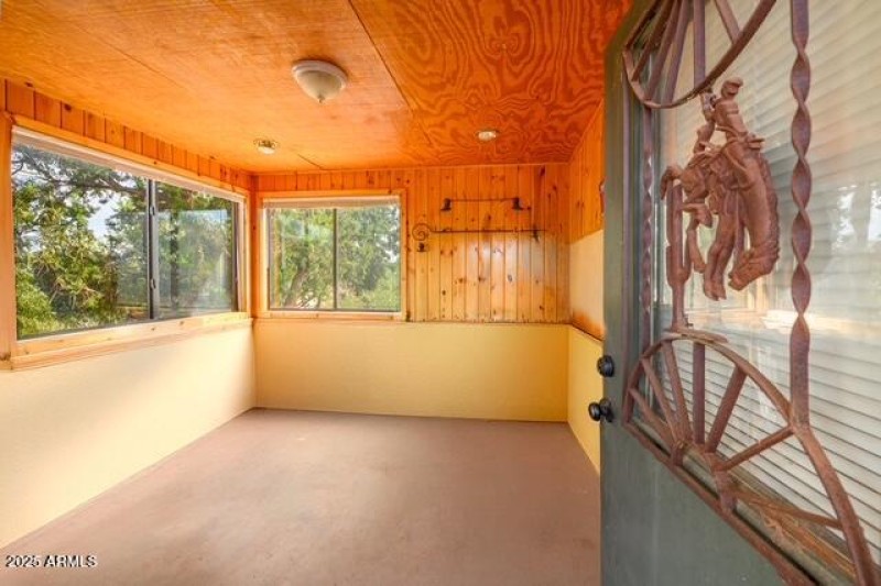40 Cascade Drive-40