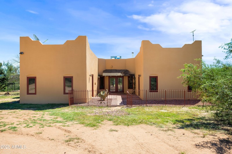 Side Elevation