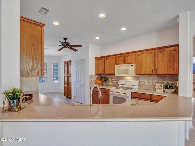 Breakfast Bar