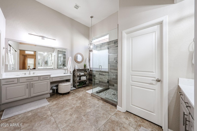 Dual Vanities