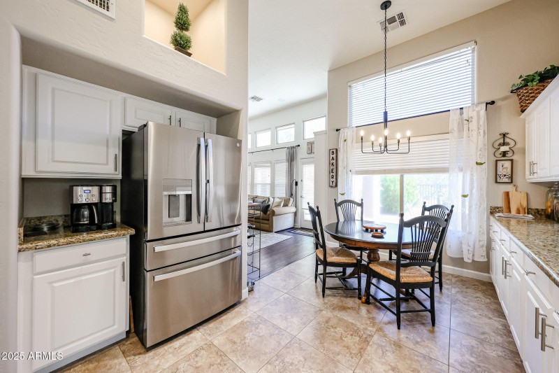 Eat In Kitchen