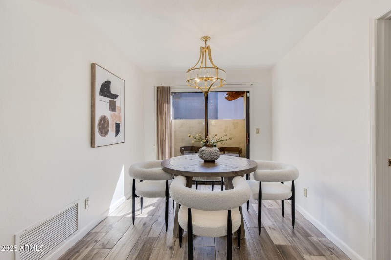 Breakfast Nook