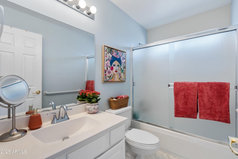 18-Bathroom