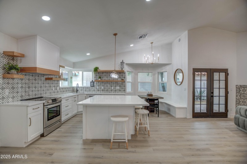 KITCHEN 4