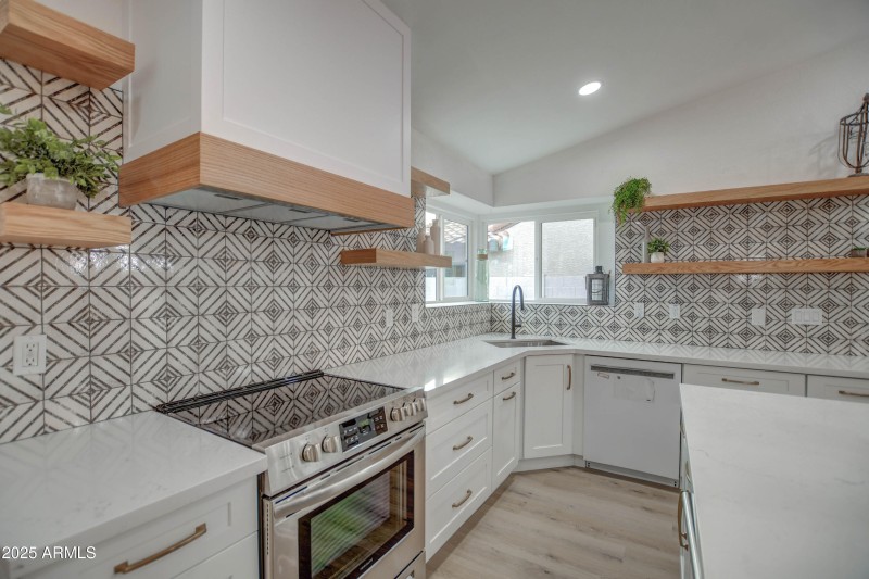 KITCHEN 7