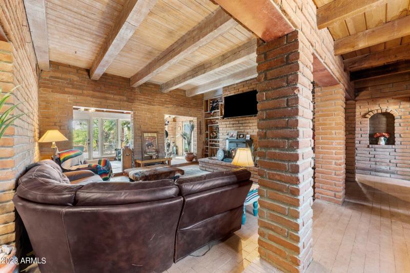 23-web-or-mls-2023-10-25 00.35.22-1