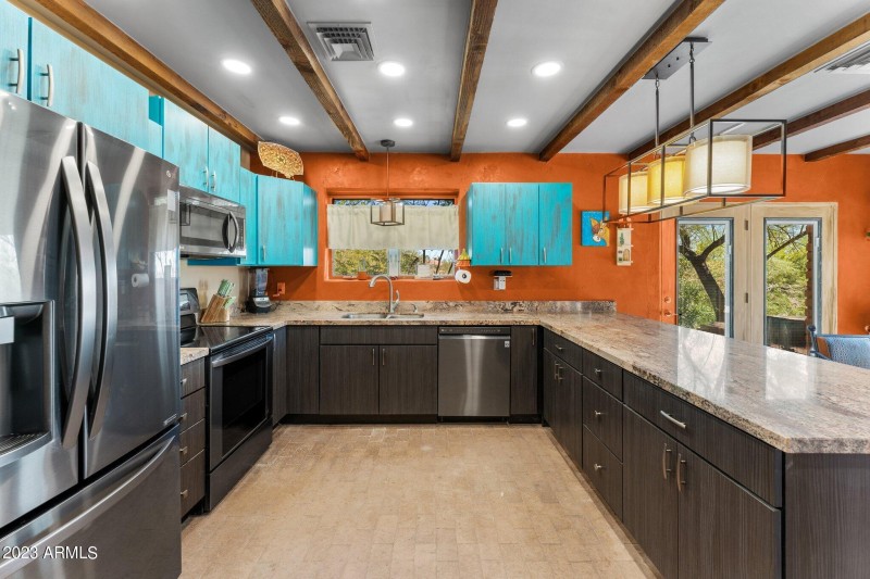 34-web-or-mls-2023-10-25 00.43.21-3