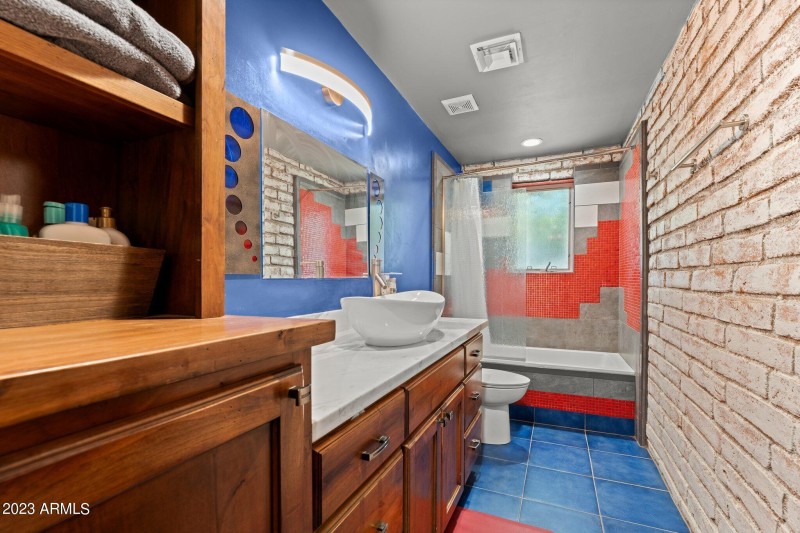 52-web-or-mls-2023-10-25 00.57.45-1