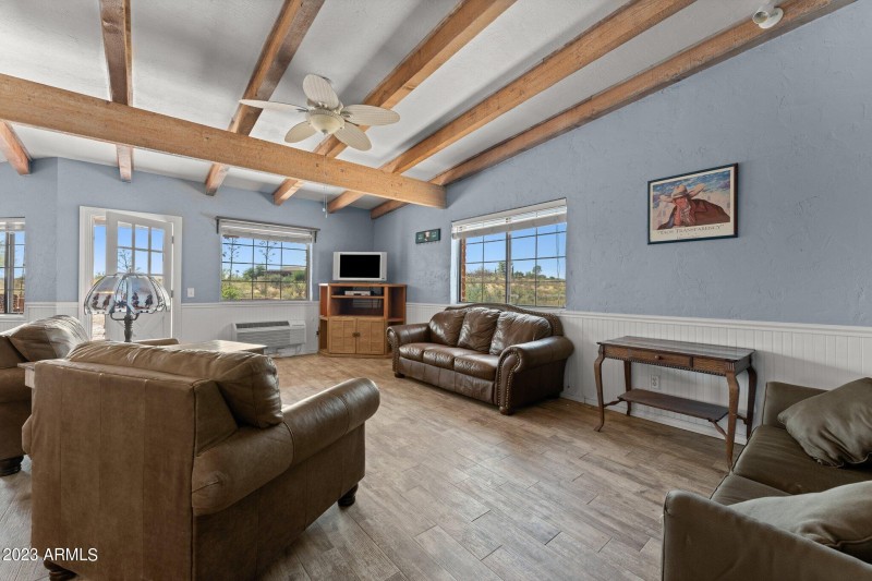 61-web-or-mls-2023-10-25 01.11.24-2