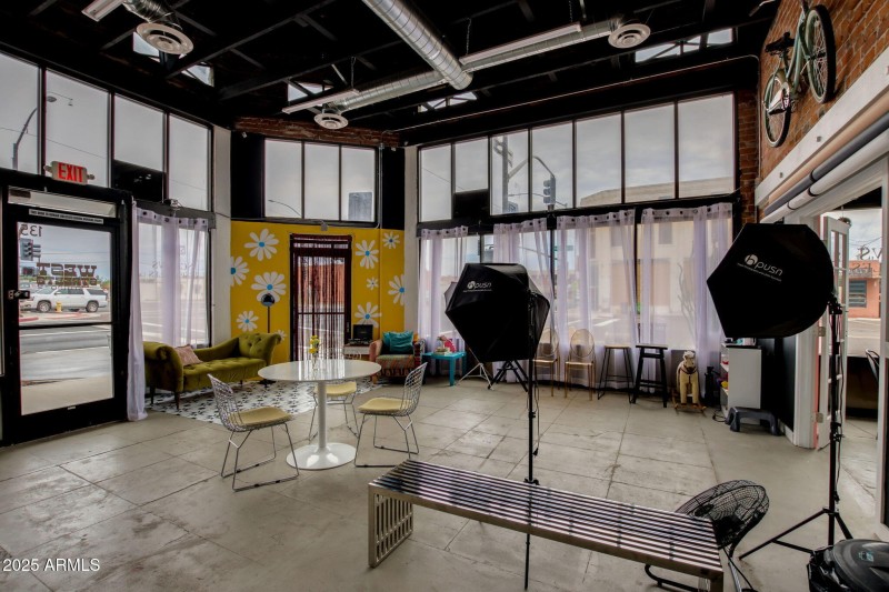 44-web-or-mls-Screws And Sparkles-16