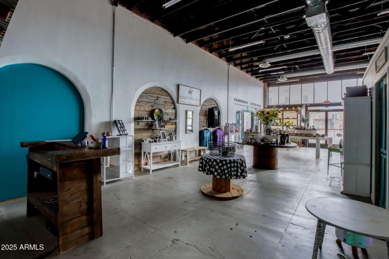 55-web-or-mls-Screws And Sparkles-27