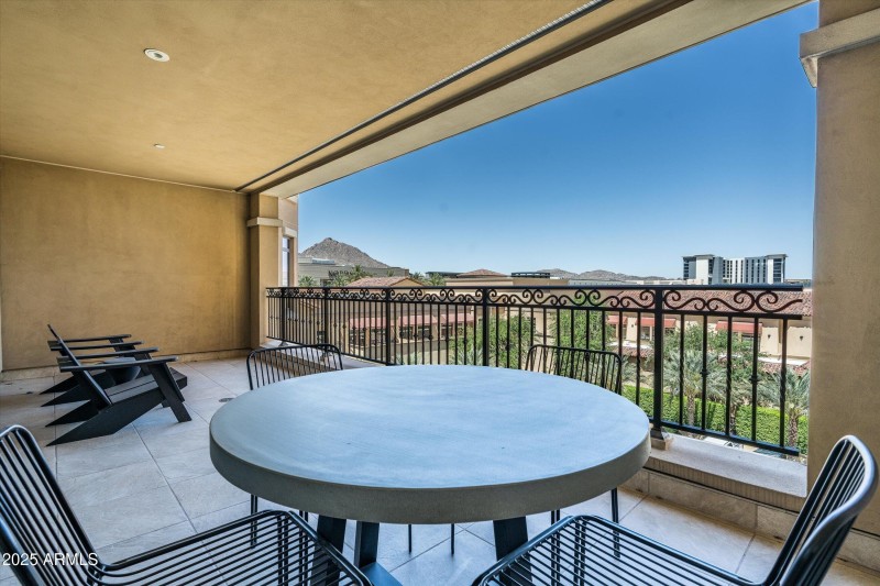 30-7175 E Camelback Rd #510 (30 of 42)
