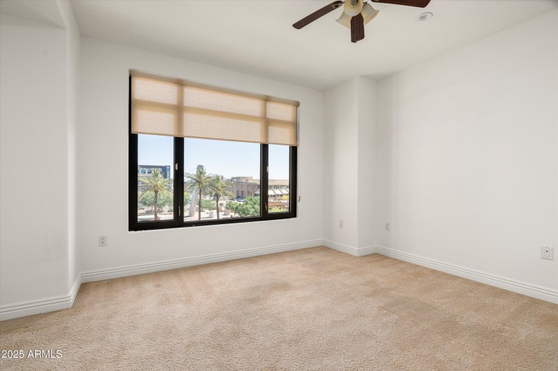 26-7175 E Camelback Rd #510 (26 of 42)
