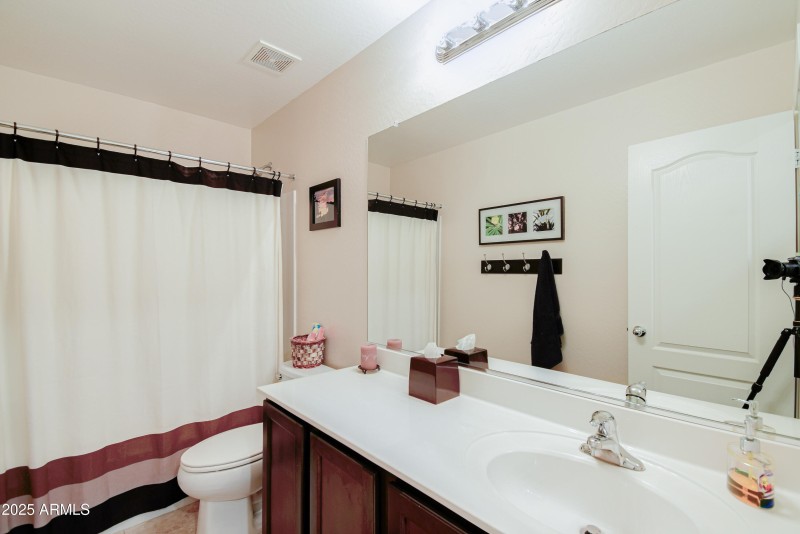 Full Guest Bath