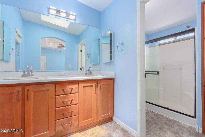 3301 S Goldfield Rd 4027