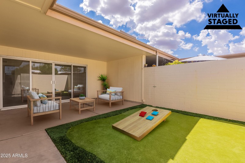 Hutton -36 (Patio and Backyard)_VS 1