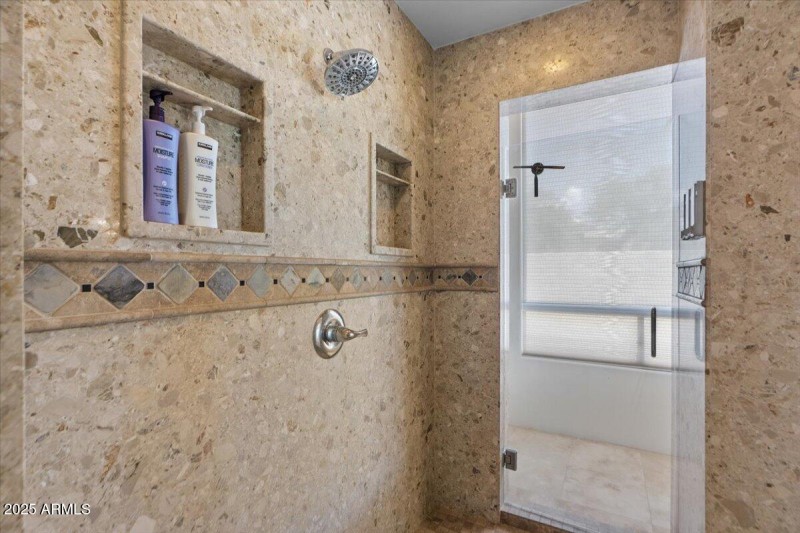 2 Way Entry Primary shower