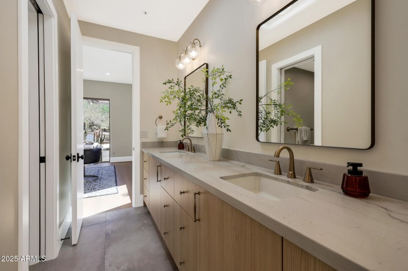 Double Vanity