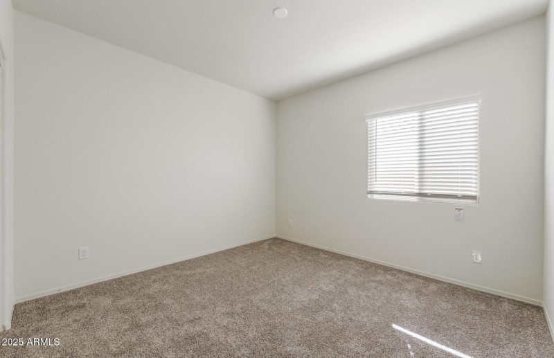 18 - Bedroom