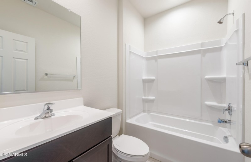 20 - Bathroom