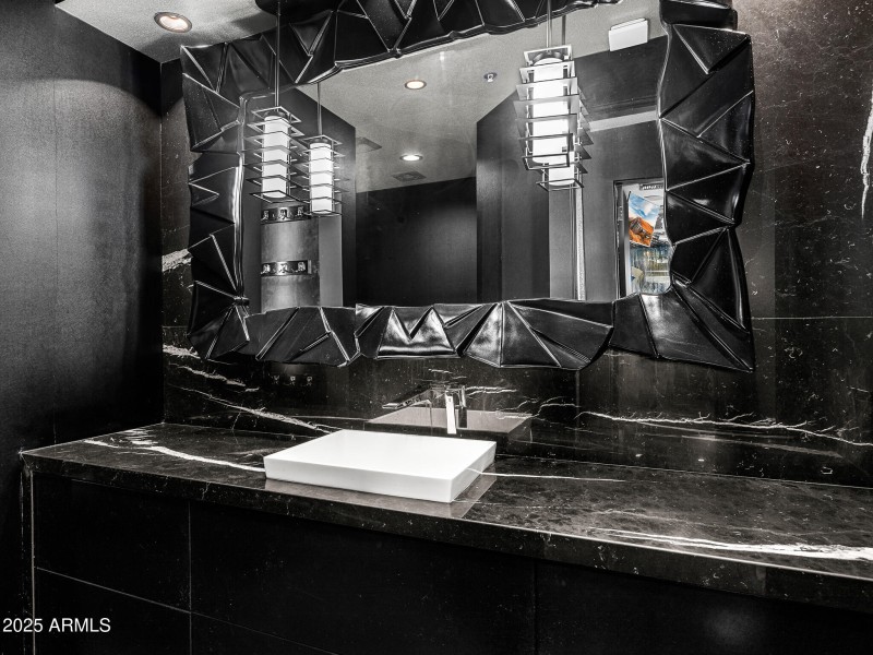 primary closet powder room