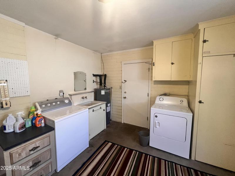 Storage and Laundry